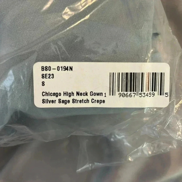 Show Me Your Mumu - NWT Chicago High Neck Gown Bridal Silver Sage Stretch Crepe - Picture 5 of 5